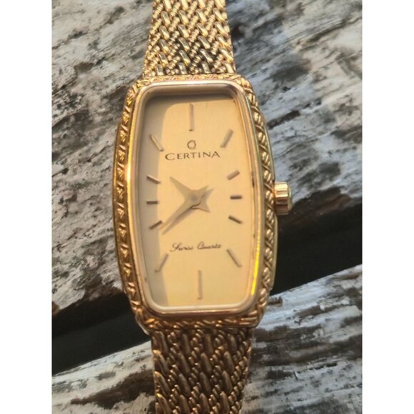 Vintage Certina Swiss quartz watch gold plated Ladies Wrist Watch rare timepiece - Picture 3 of 14